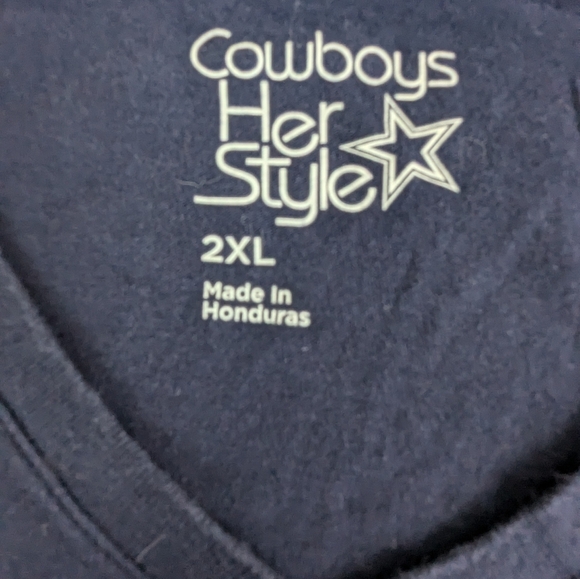 COWBOYS Her Style DALLAS Cowboys Blue Vneck Tee 2X - Picture 2 of 5